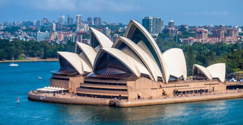 RCI SHX Sydney Australia Sydney Opera e1396834751444 1024x529