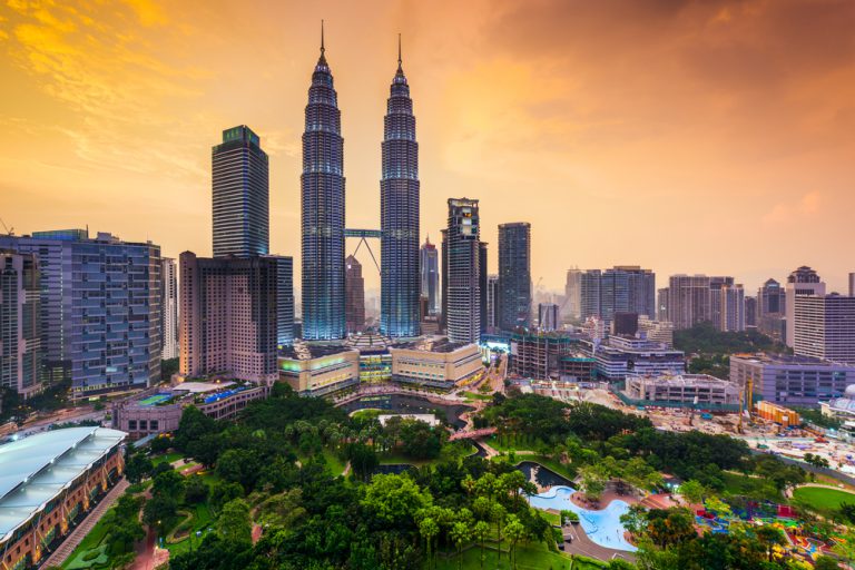 More Aussies combine cruise holidays and medical treatment