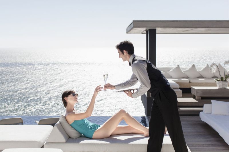Meet the new Dream Cruises butlers