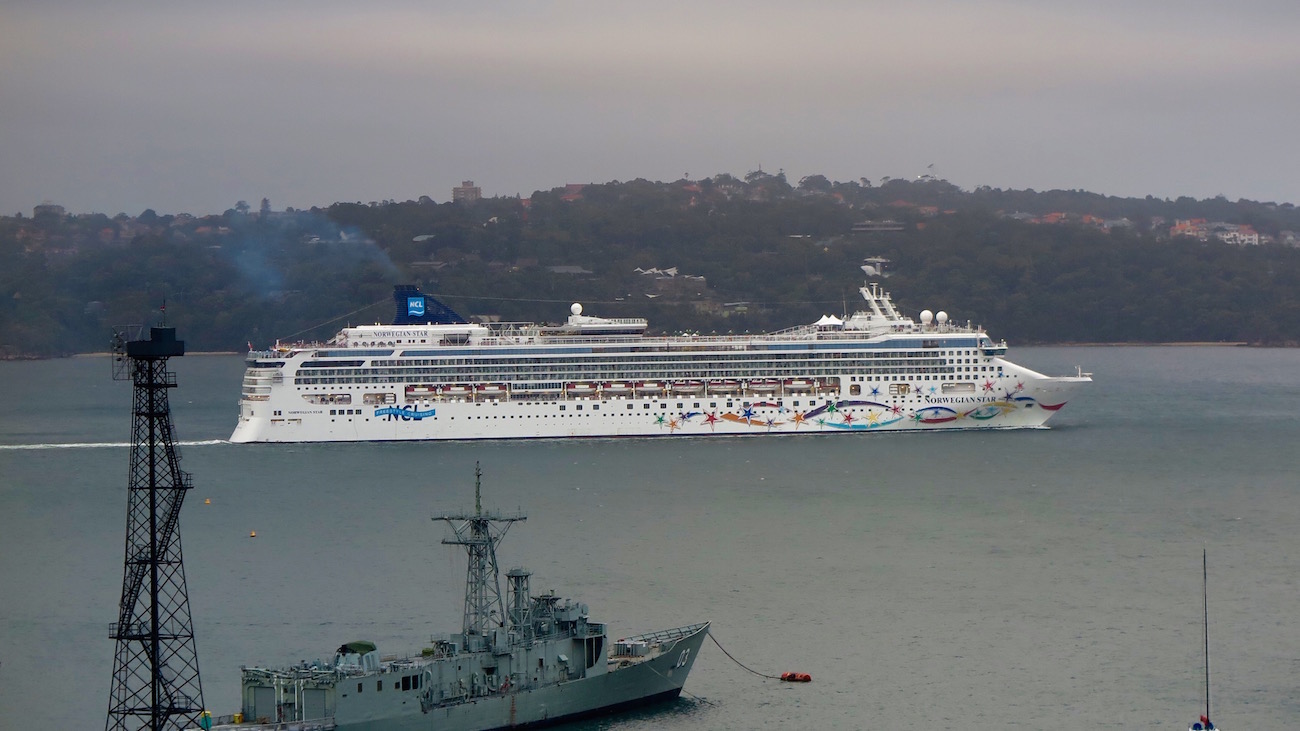 Cruise lines throwing in free or cheap flights with holidays
