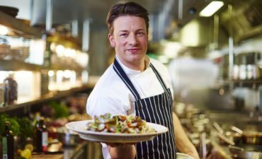 625-jamie-oliver-ians_625x350_51442052297