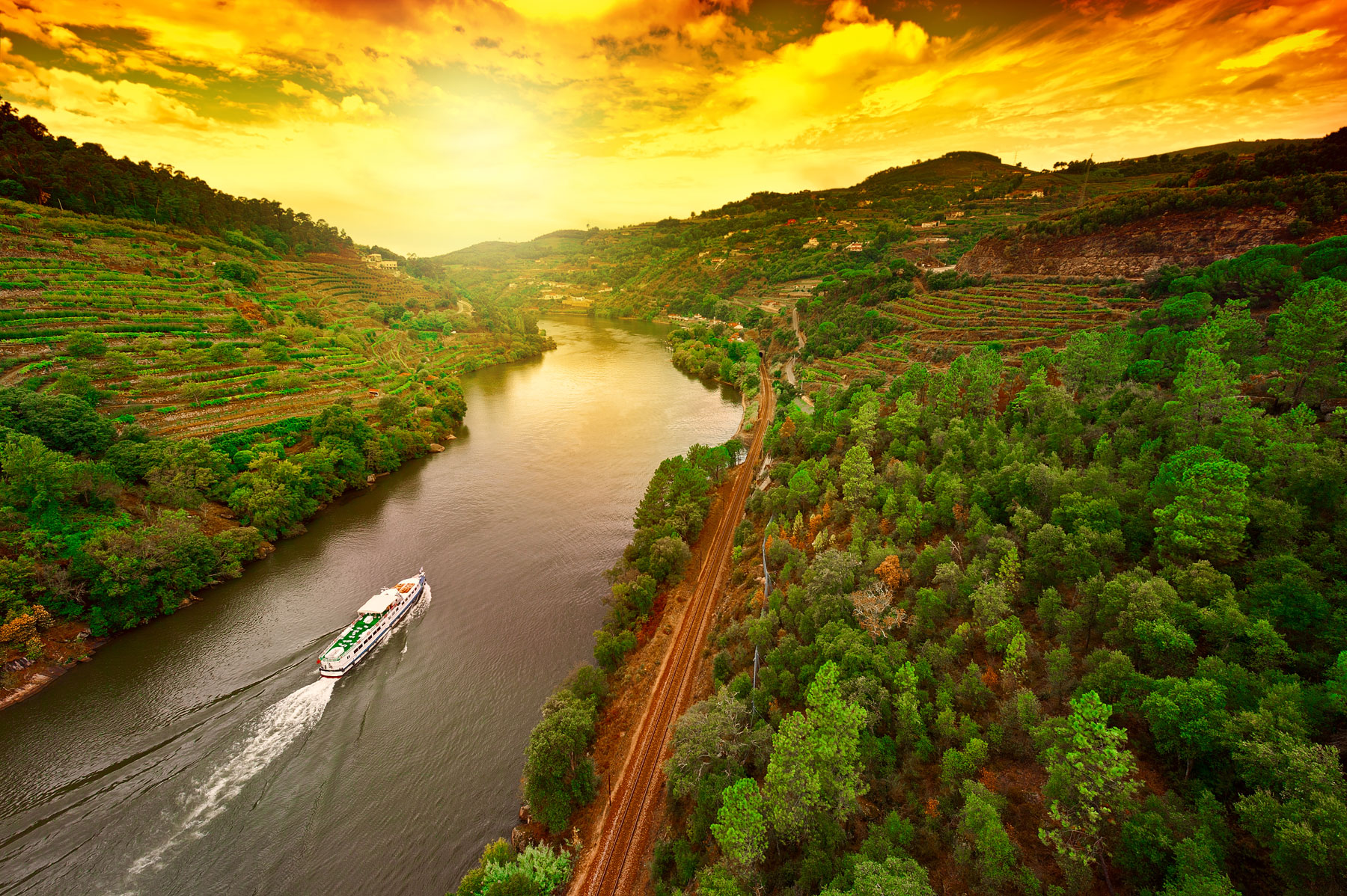 Viking and APT launch new ships for 2019
