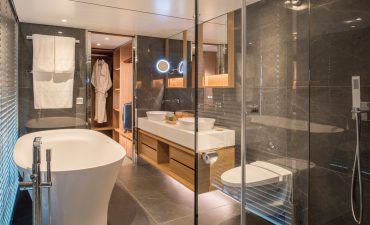 Scenic Royal Owner's Suite
