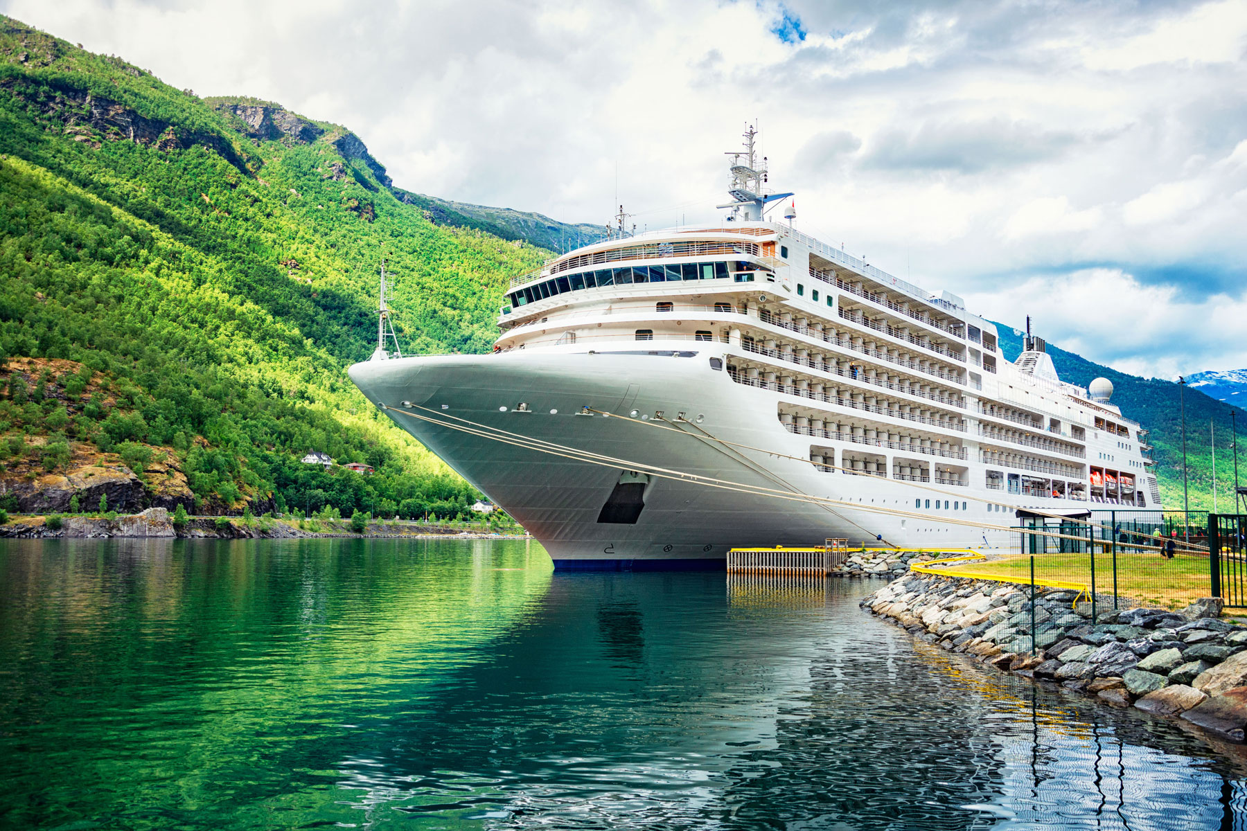 Best time to buy an ocean cruise