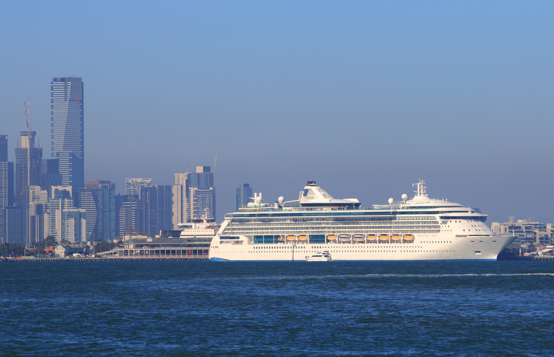 Melbourne's homeported ships and lines