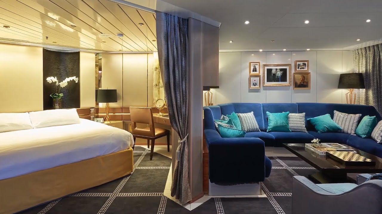 a-suite-onboard-the-vasco-da-gama