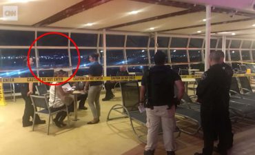 Freedom of the Seas window where toddler fell - picture CNN