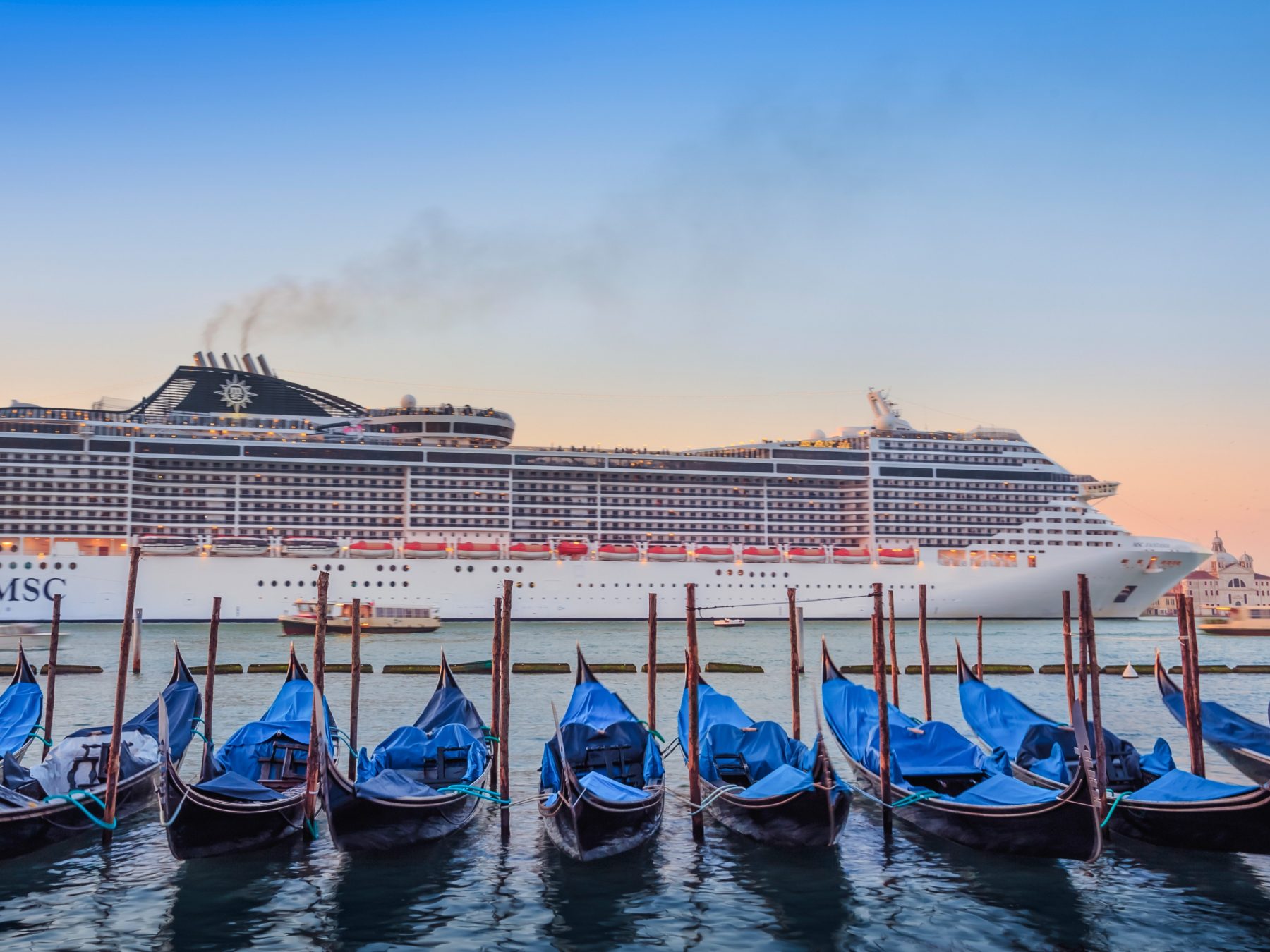 Venice's cruise ship problem