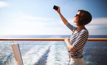 Who's got the cheapest cruise ship Internet