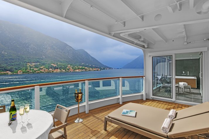 Seabourn Ovation Wintergarden suite balcony