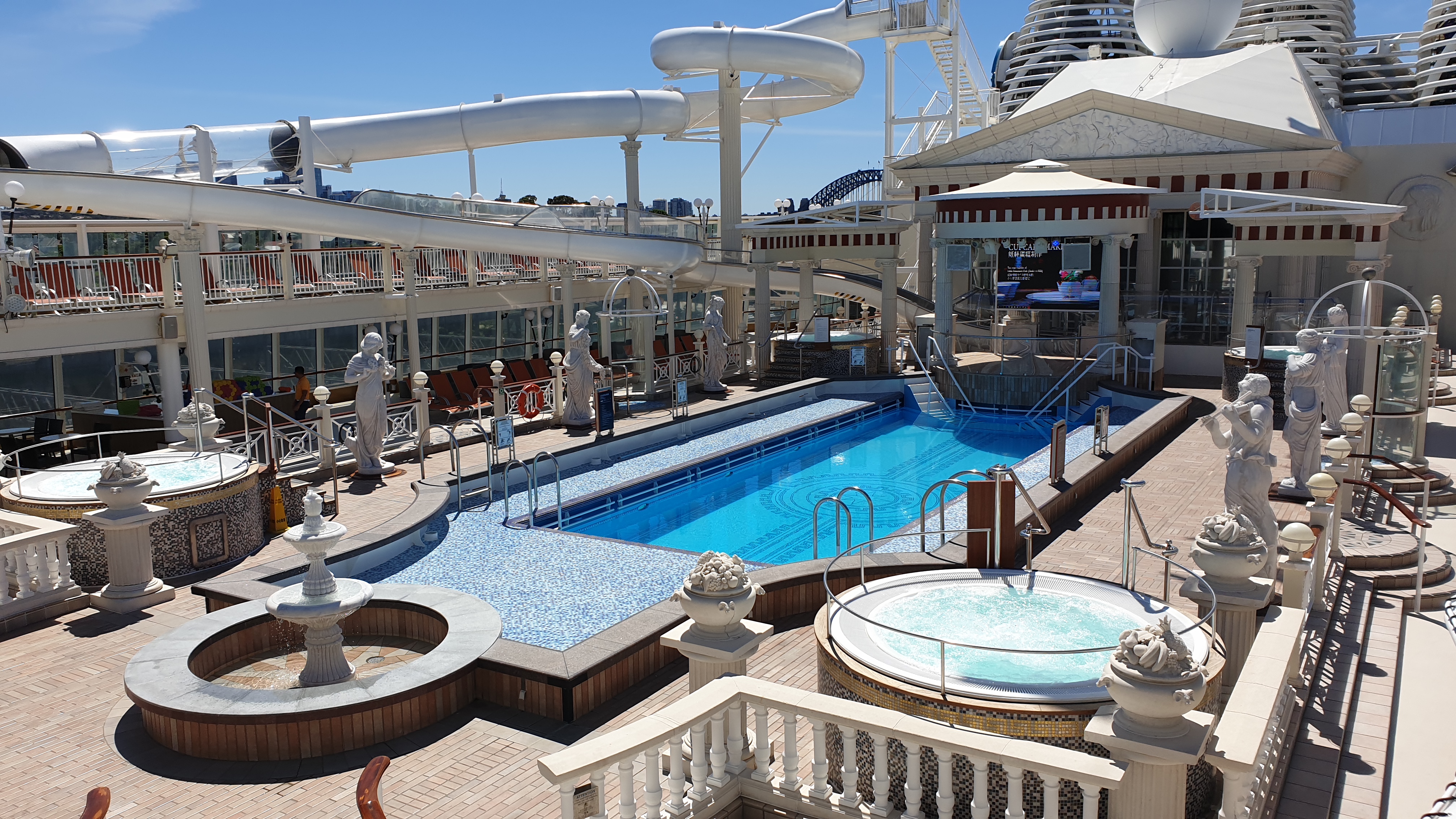 explorer dream parthenon pool 1