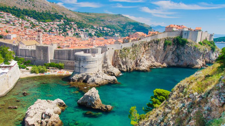 How to save big on a Croatian luxury yacht cruise