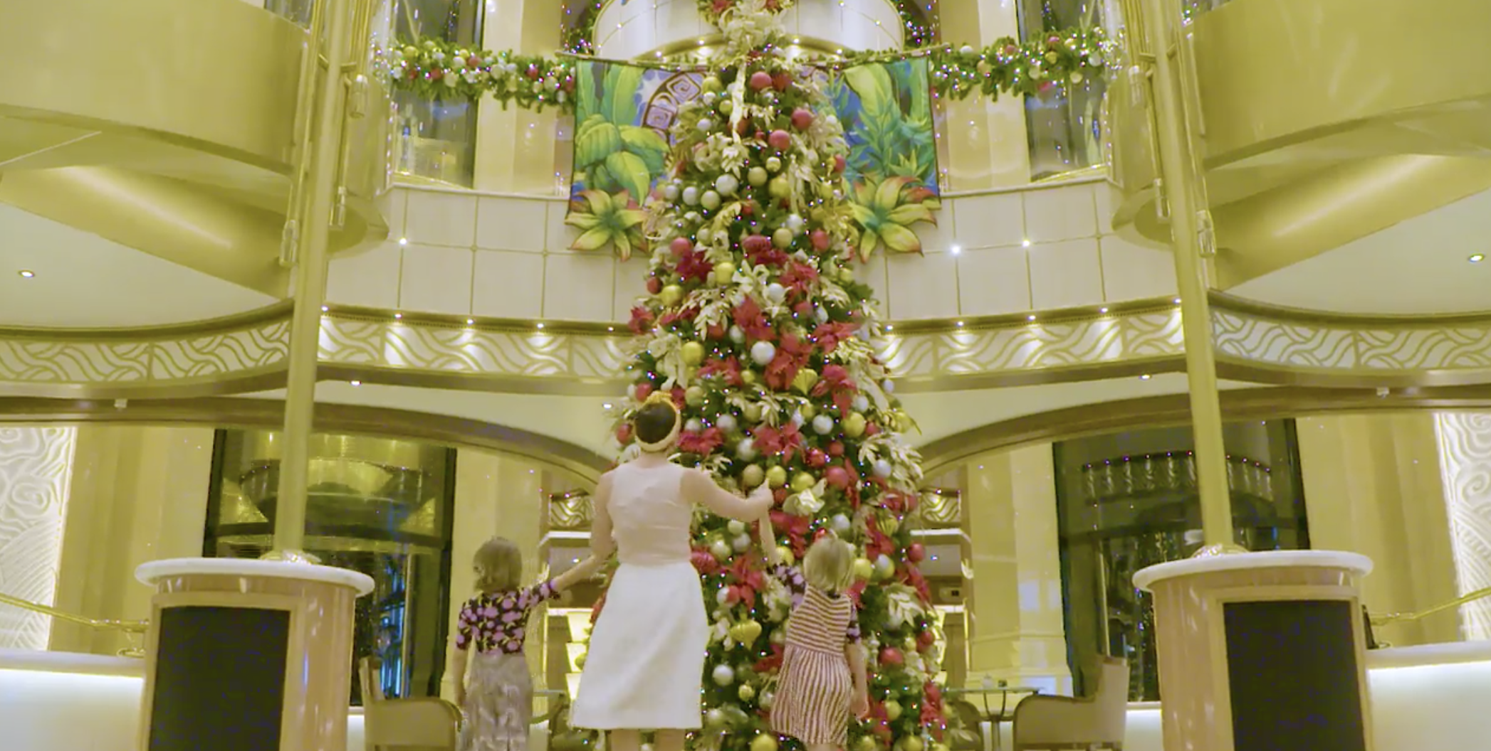 Five steps to book the jolliest Christmas cruises of 2020