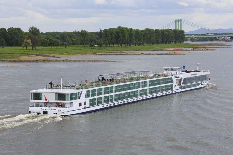 Cruise ship in Scenic River