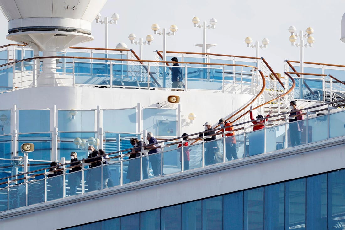 Passengers on the Diamond Princess