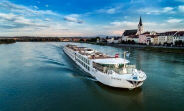 uniworld ss beatrice