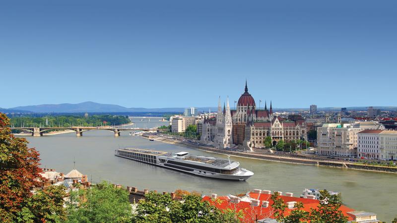 Dozens lose thousands of dollars in cruise cancellation charges as refund row grows