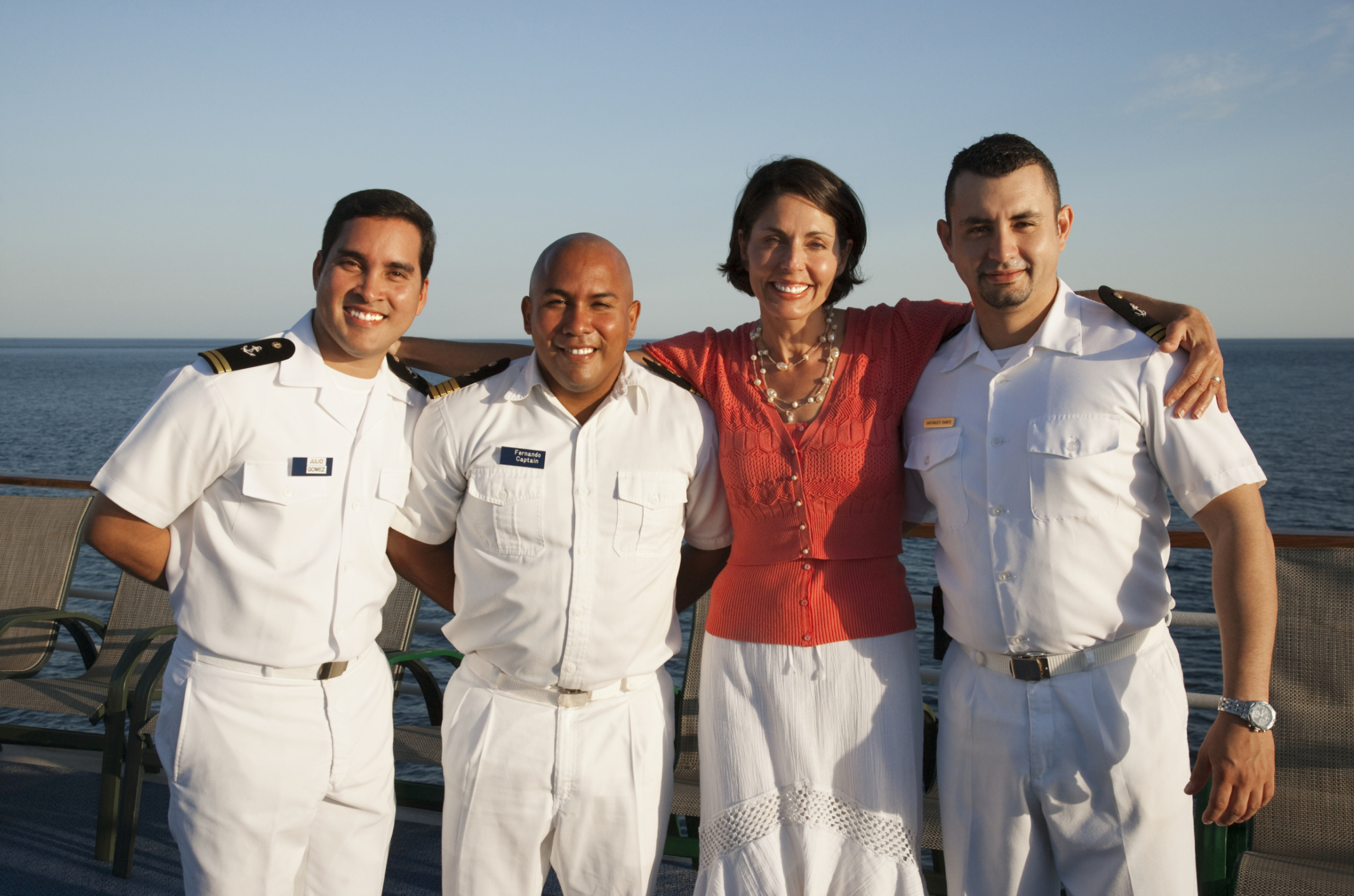 send a carnival cruise crew members a christmas card