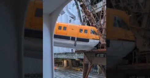 Dramatic video shows world's fifth largest ship hit crane in Italy