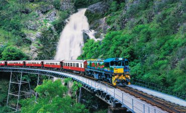 Holiday in Queensland including flights, hotels and tours to the Great Barrier Reef from $285 per night