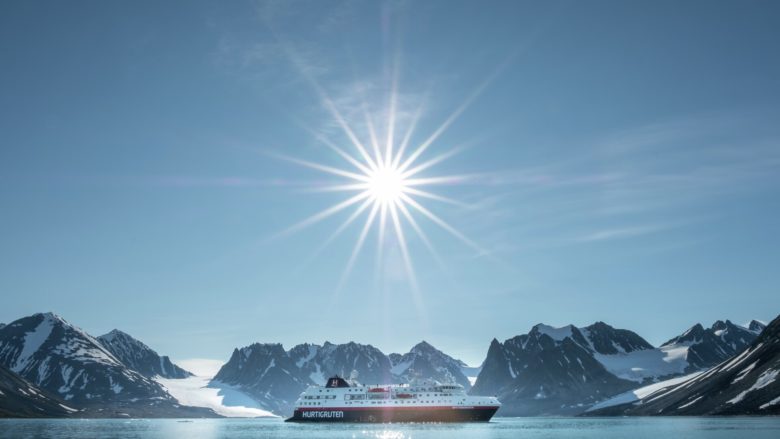 MS Spitsbergen Magdalenefjord Svalbard HGR 123995 1920 Photo Stefan Dall 1