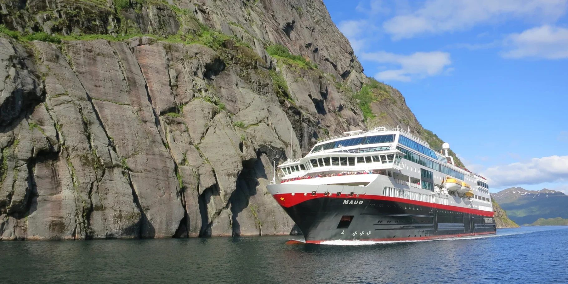 All aboard the Maud - the perfect ship for today's expedition
