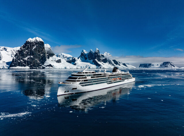 OCTANTIS Antarctica Coastal Side