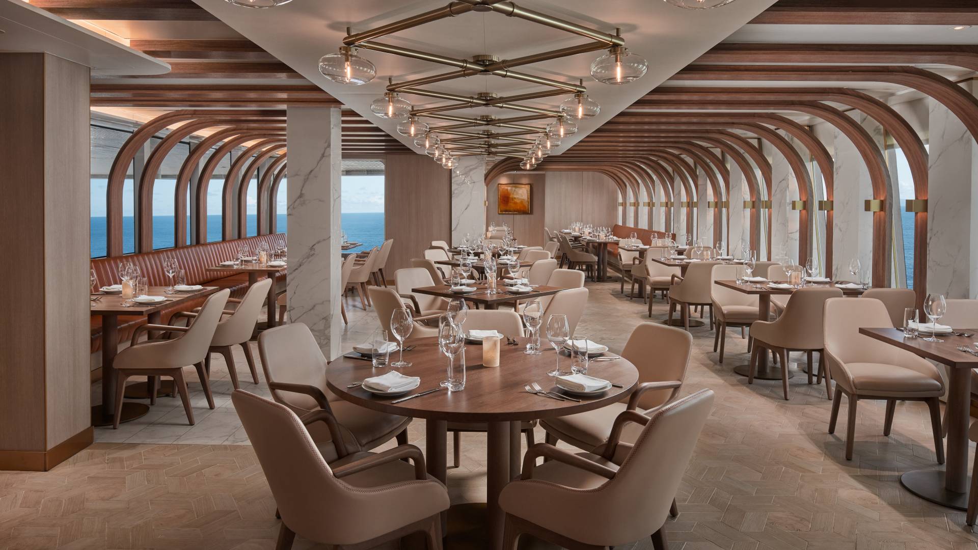 Norwegian Spirit onda by scarpetta