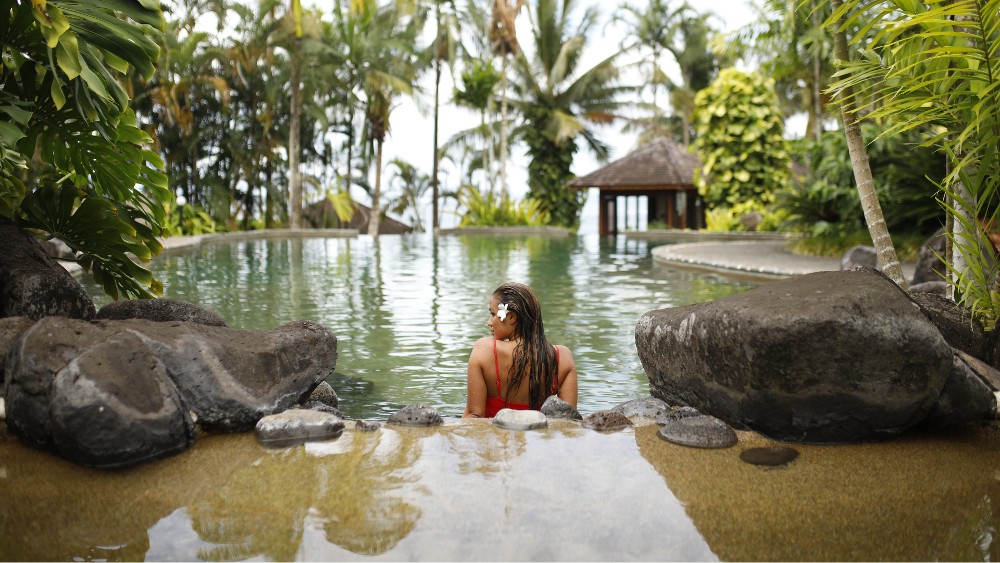 5 of the most sumptuous South Pacific resorts