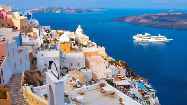 Why agents are advising to book your overseas cruises now