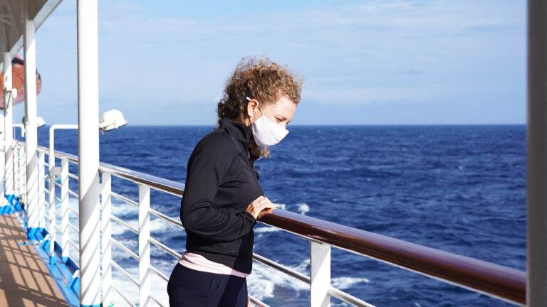 Unvaccinated cruisers rage at ongoing restrictions with government unlikely to budge
