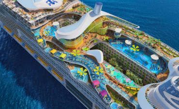 The first steps on the worlds largest cruise ship: is Icon of the Seas the ultimate family vacation?