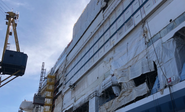 The first steps on the worlds largest cruise ship: is Icon of the Seas the ultimate family vacation?