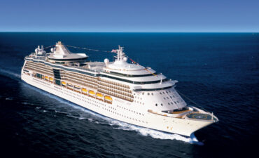 Brilliance of the Seas Sailing