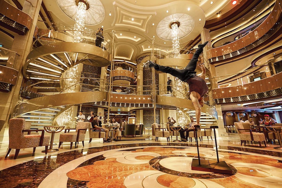 Piazza Style Atrium