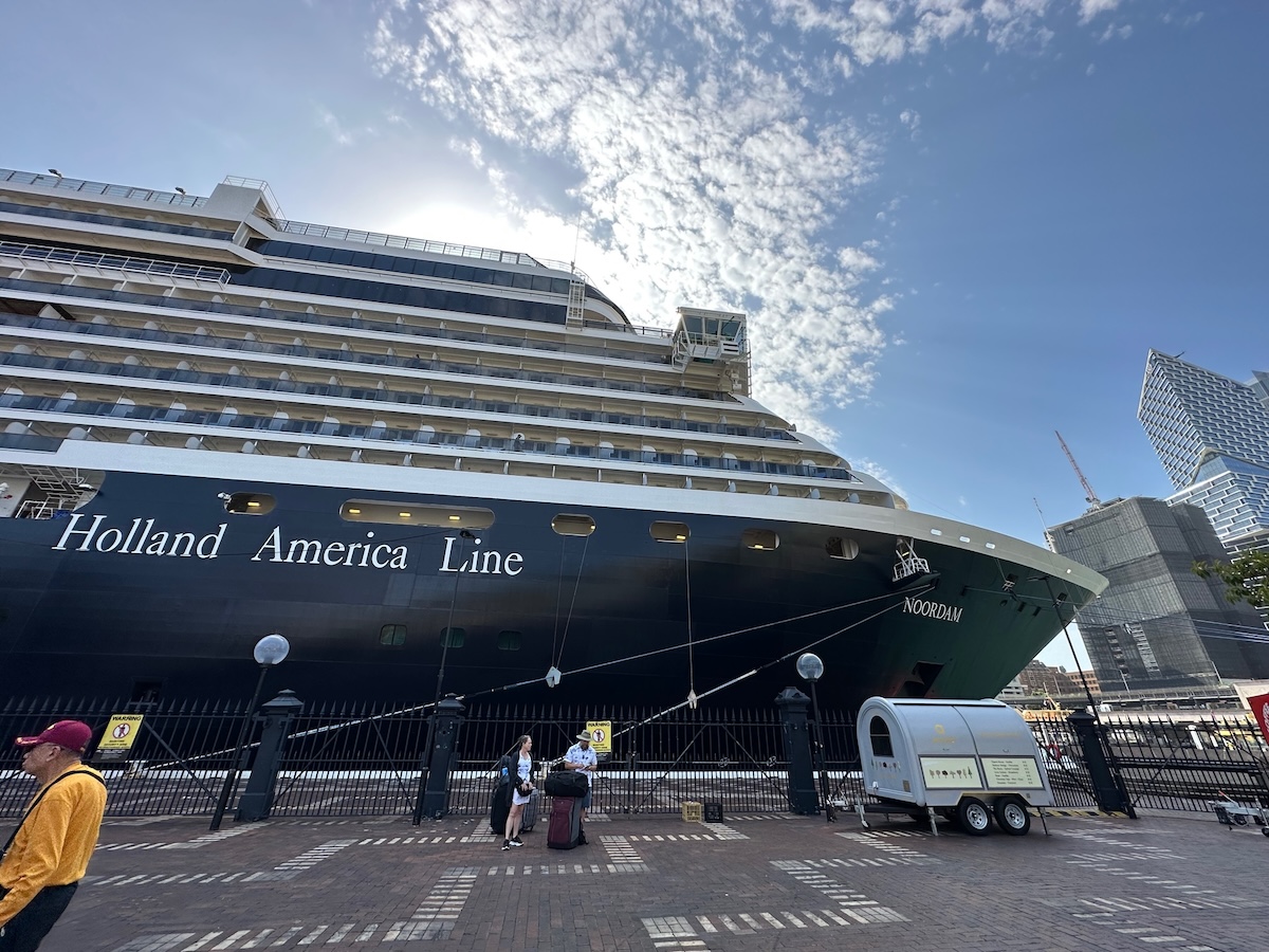 Holland America Line champions pickleball