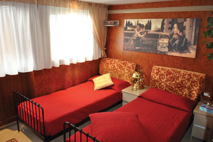 la bella vita twin cabin