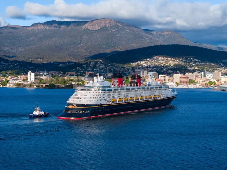 TasPort turns away cruise ships