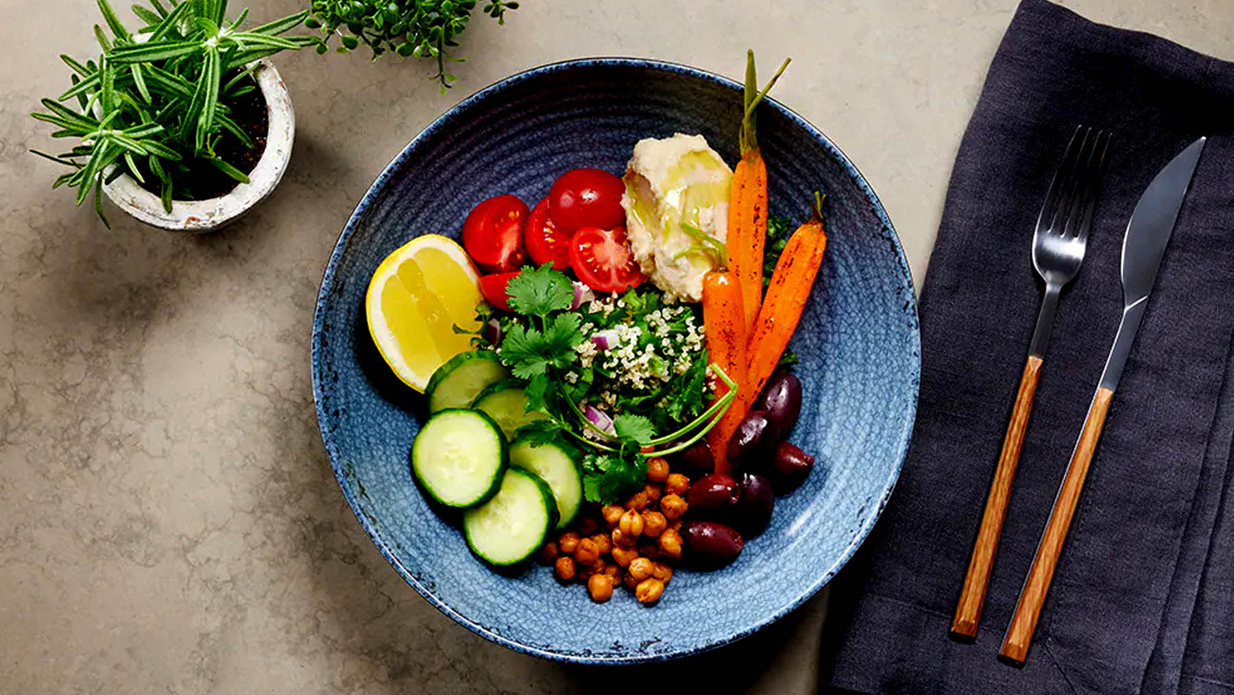 Aqua's Planterie is a fresh plant-based dining hub. The first for NCL. 