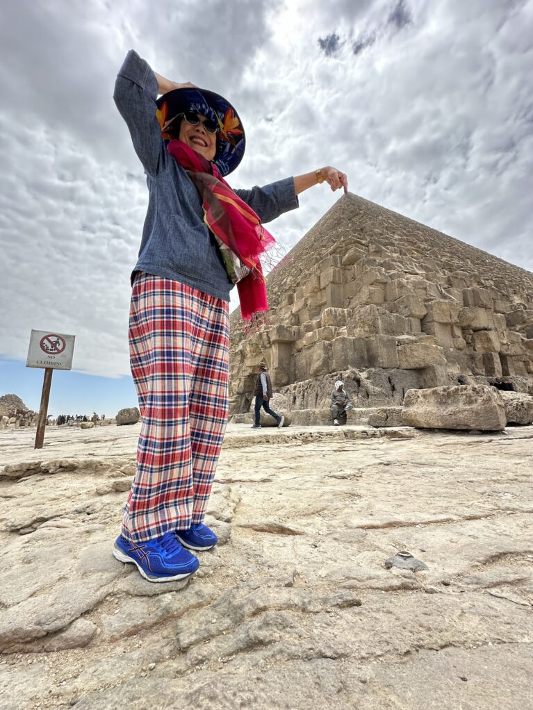 Pyramids of Giza uniworld