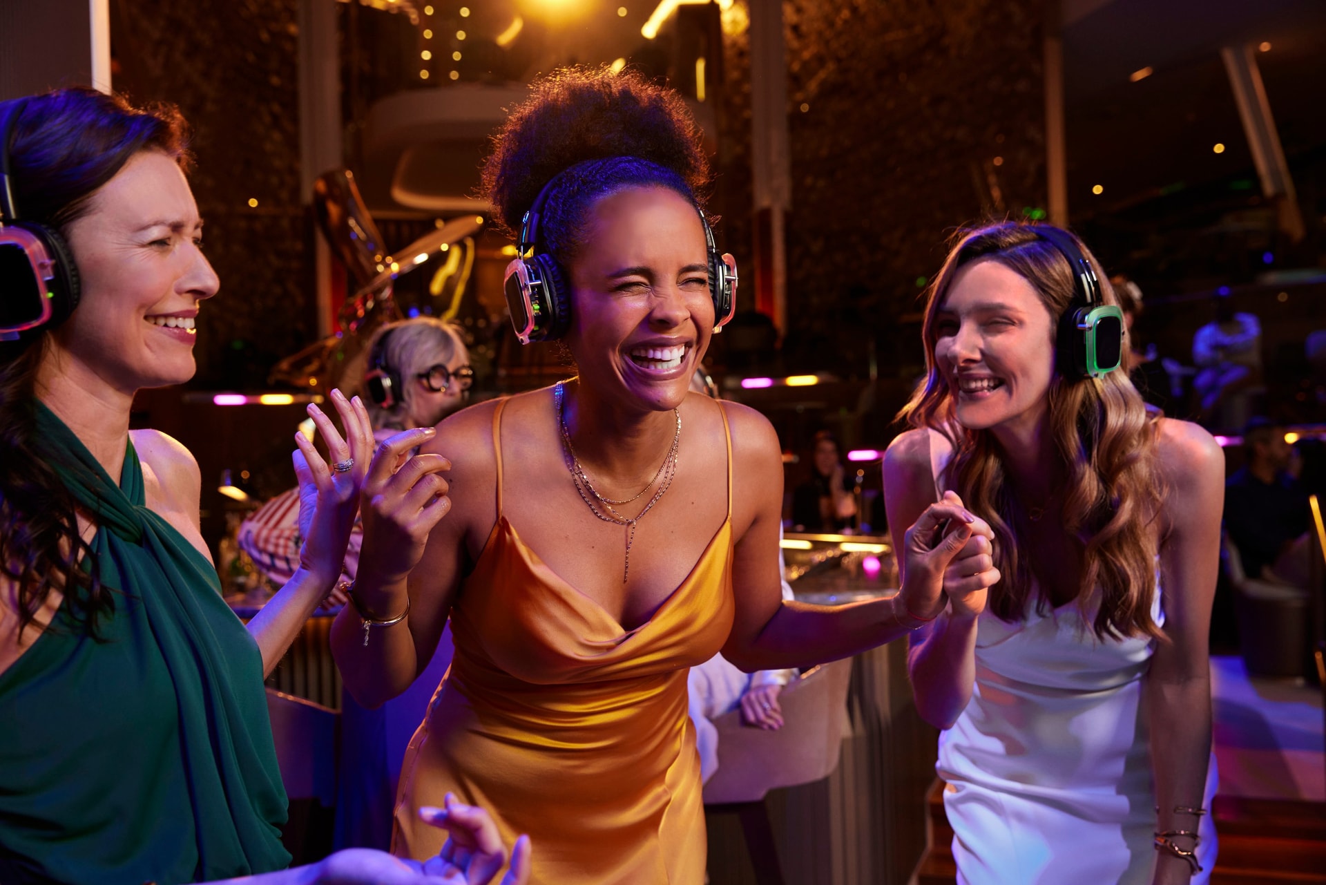 celebrity cruises clubbing